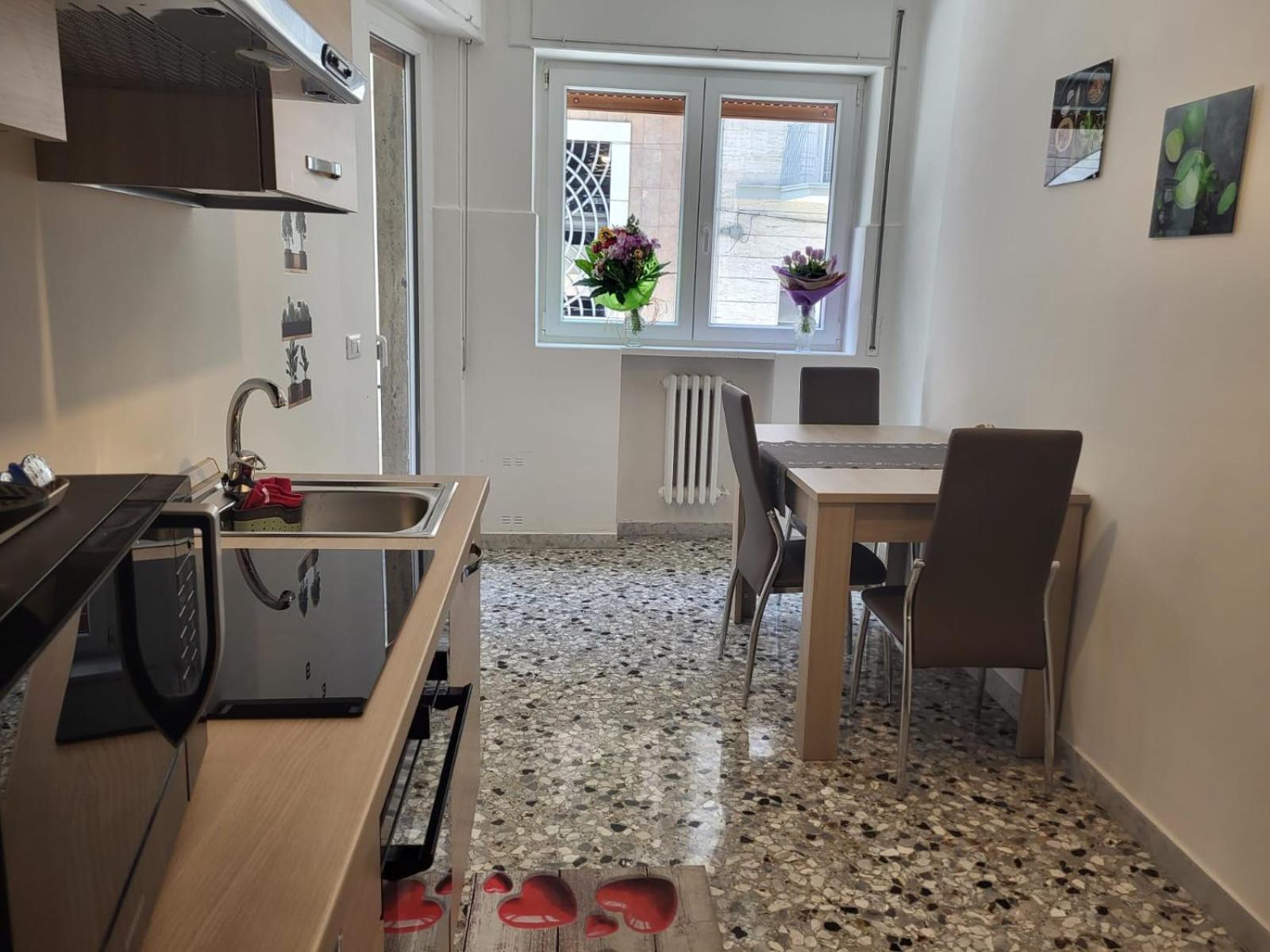 Garibaldi Square Apartment Bari Exterior photo